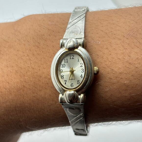Vintage Silver Heart Watch - Picture 1 of 3